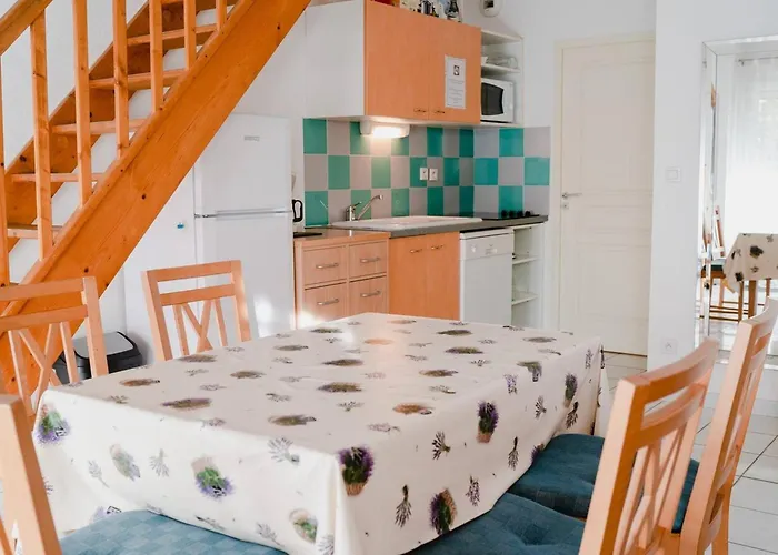 Pavillon 4 Pieces Avec Garage, Terrasse, Et Confort A Narbonne-plage, 5 Couchages - Fr-1-409-115 빌라 *